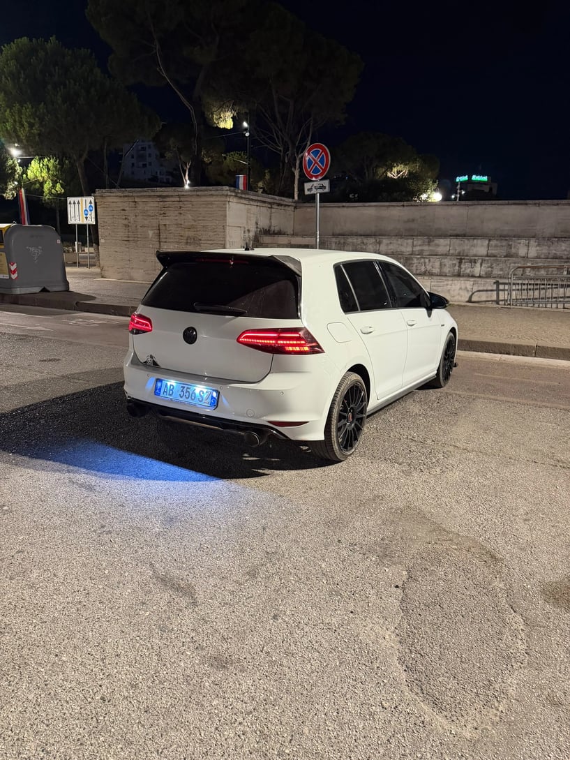 Auto mieten in Tirana
