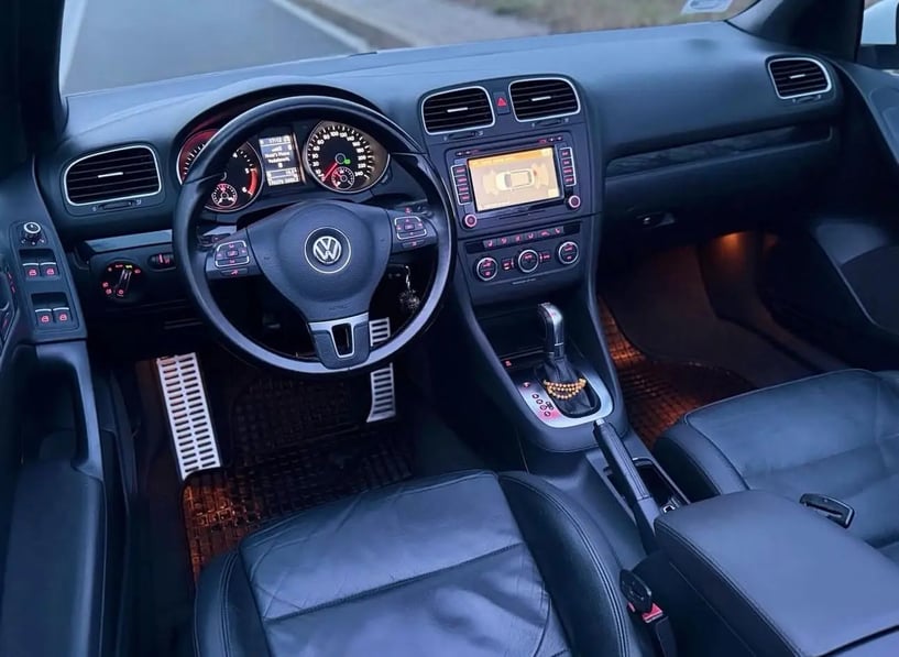 Wynajmij samochód w Tirana