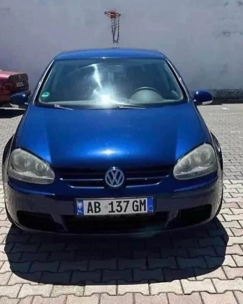 Louer une voiture à Tirana
