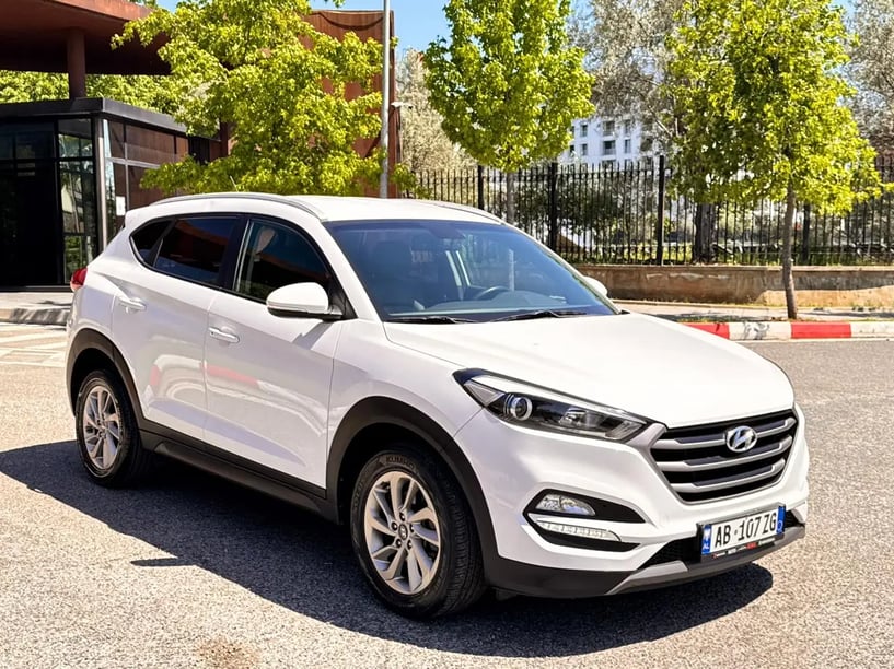 Rent a car in Tirana