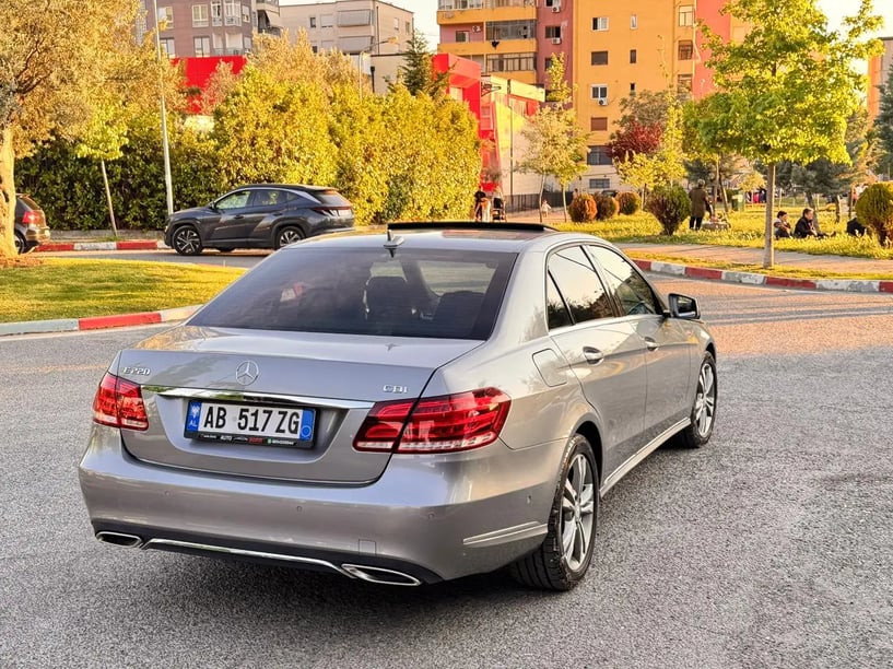 Rent a car in Tirana