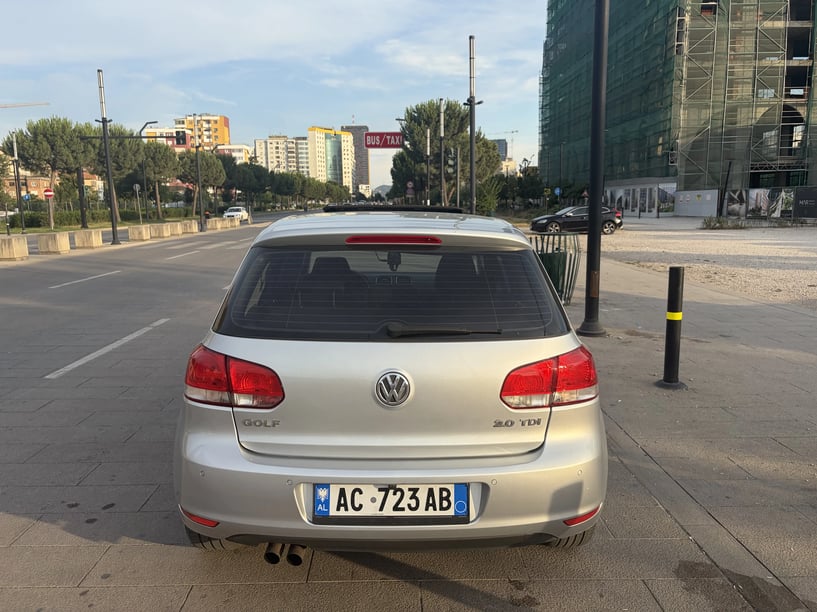 Rent a car in Tirana