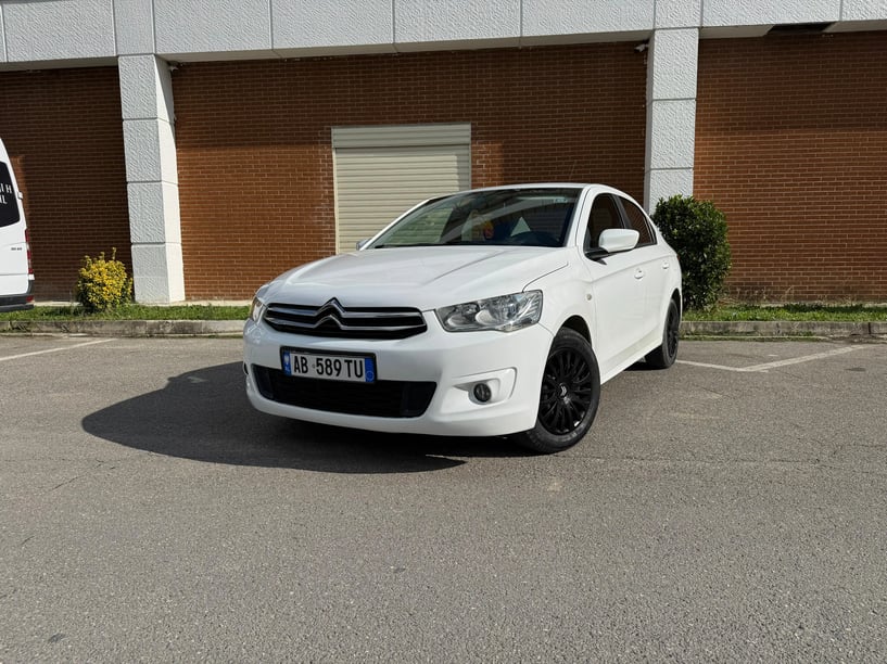 Rent a car in Tirana