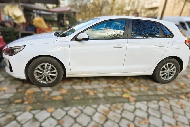 Wynajmij samochód w Tirana