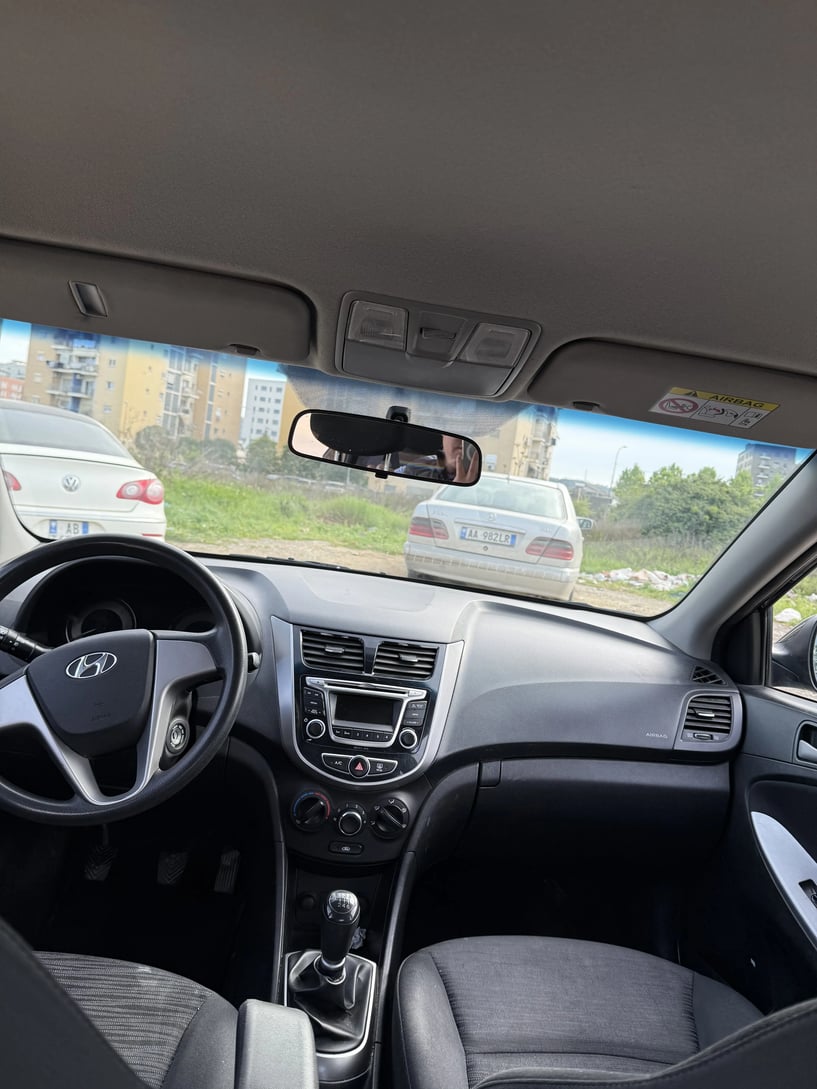 Auto mieten in Tirana