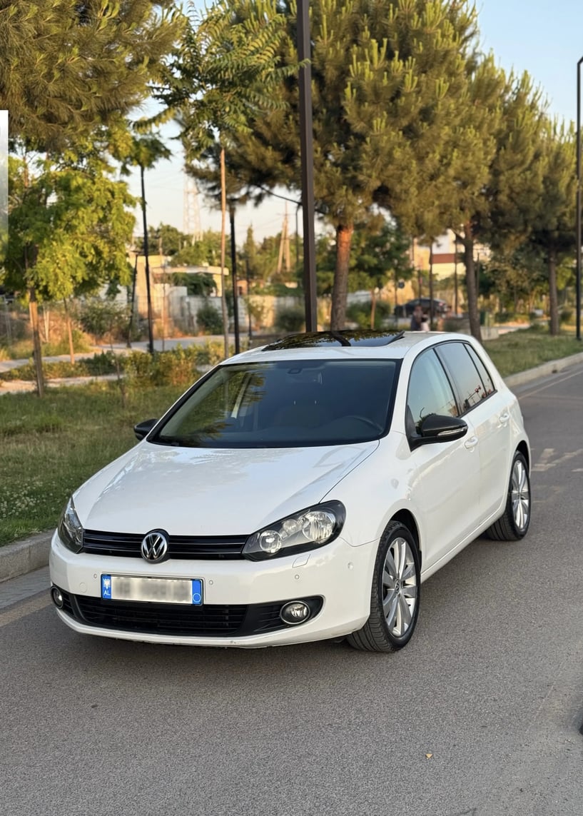 Wynajmij samochód w Tirana