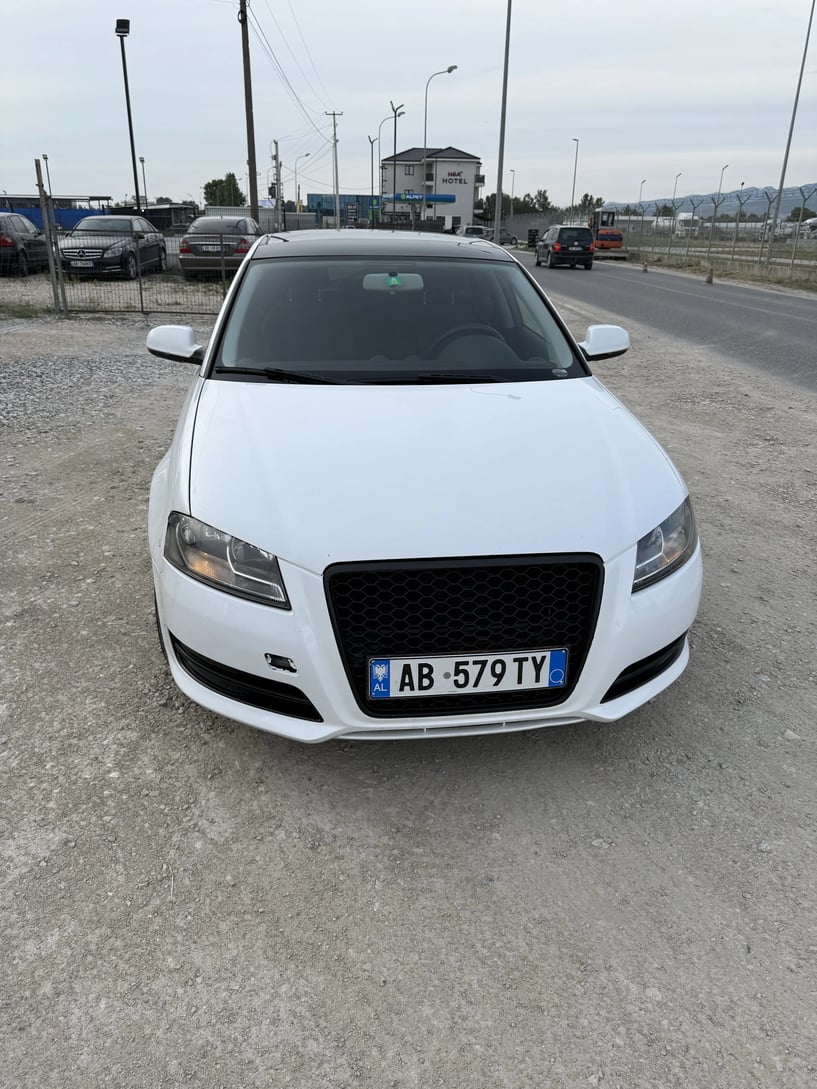 Wynajmij samochód w Tirana