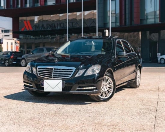 Louer une voiture à Tirana