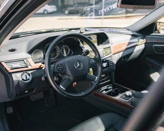 Louer une voiture à Tirana