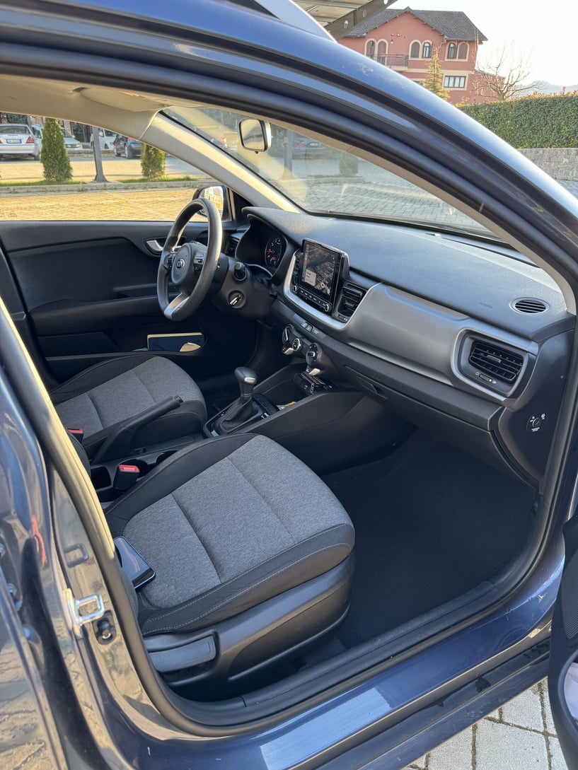 Rent a car in Tirana