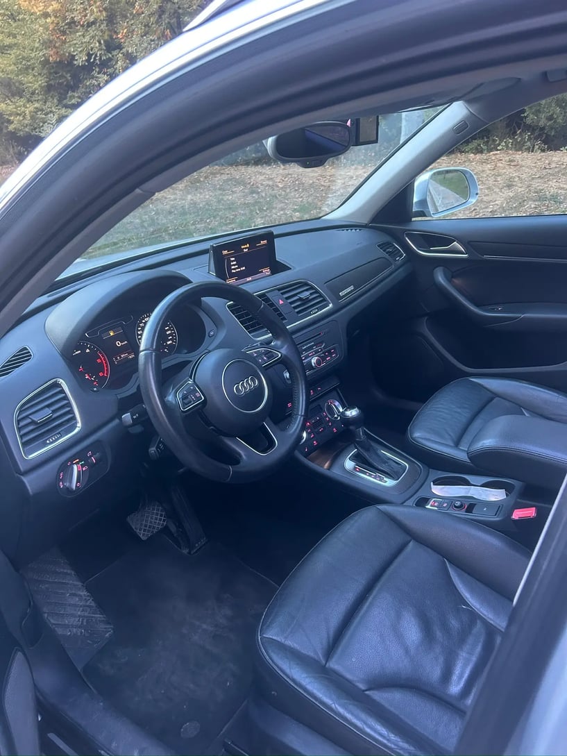 Louer une voiture à Tirana