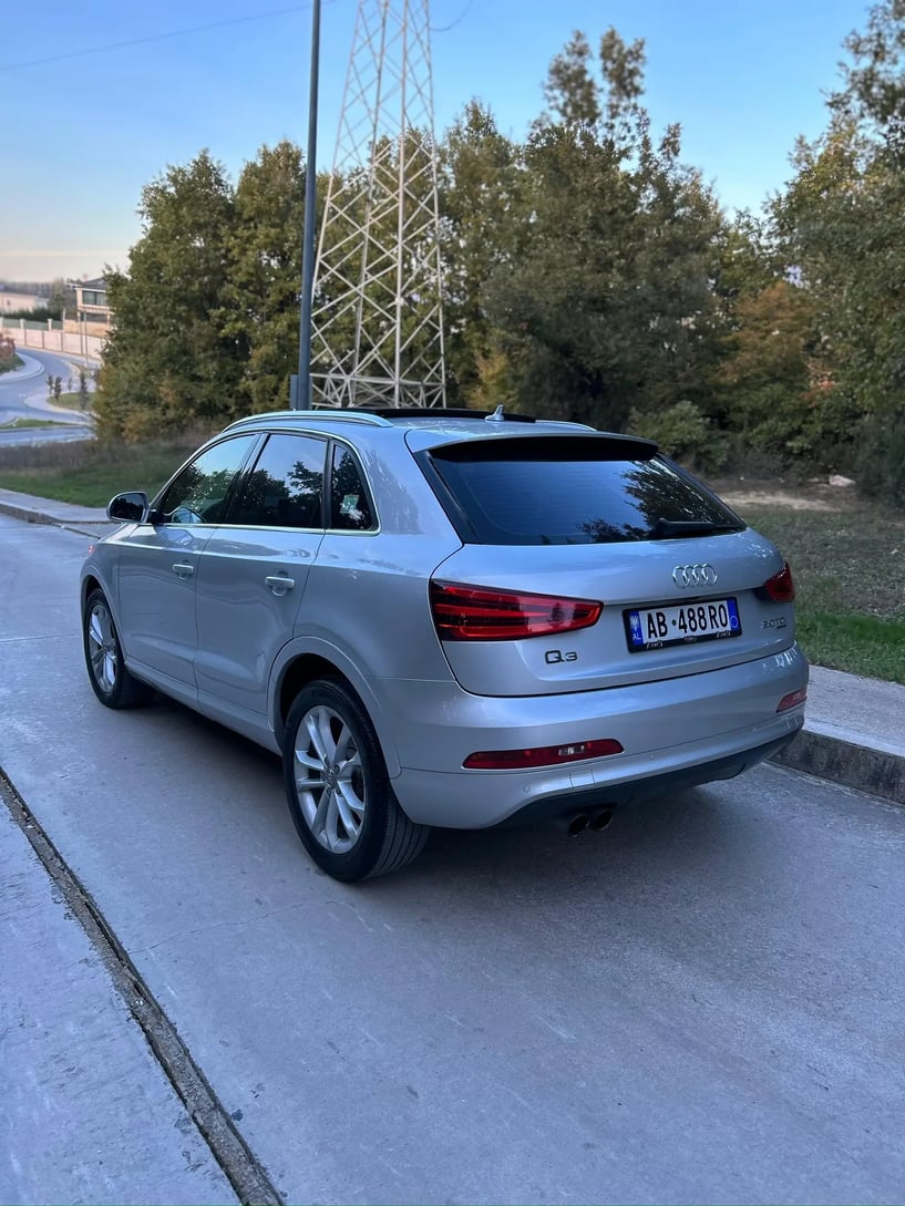 Louer une voiture à Tirana
