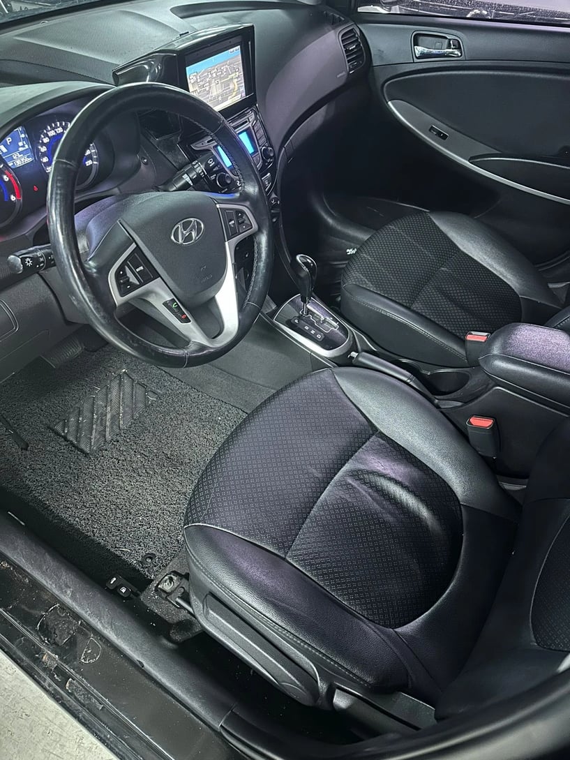 Noleggia un'auto a Durrës