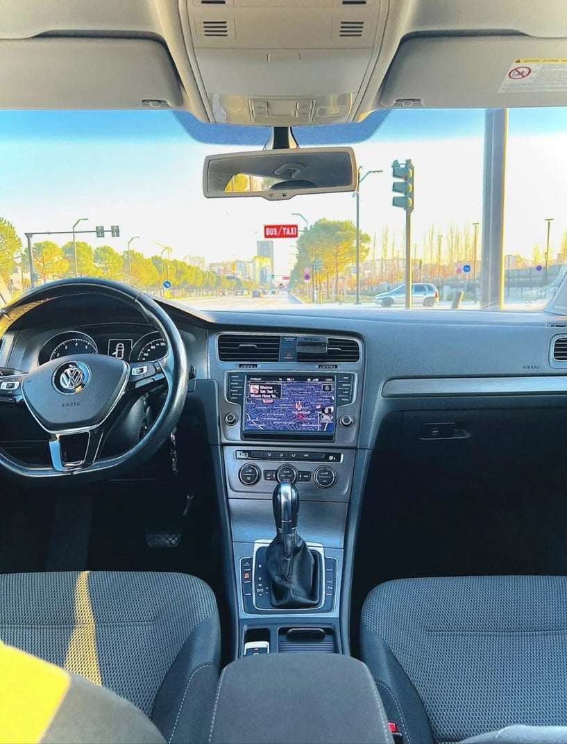 Rent a car in Tirana
