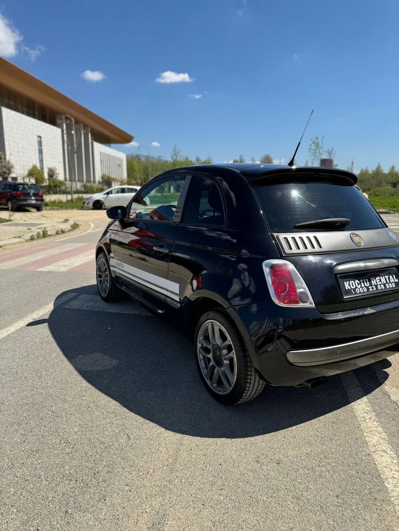 Auto mieten in Tirana