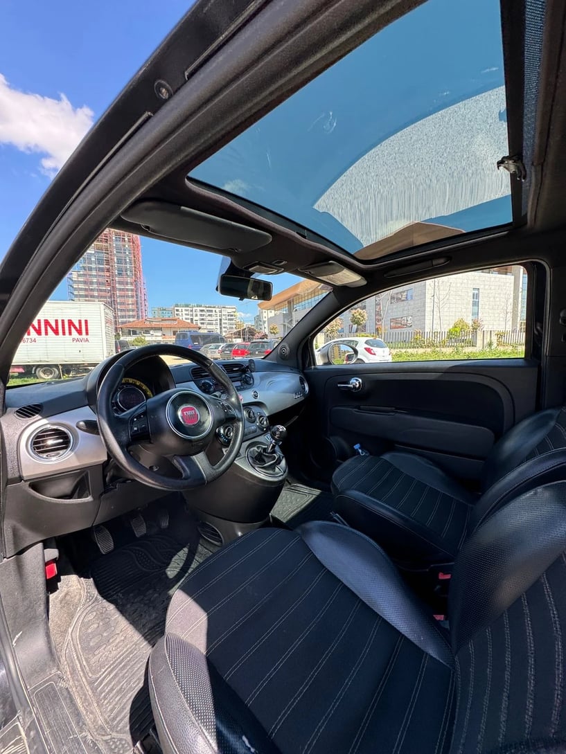 Auto mieten in Tirana