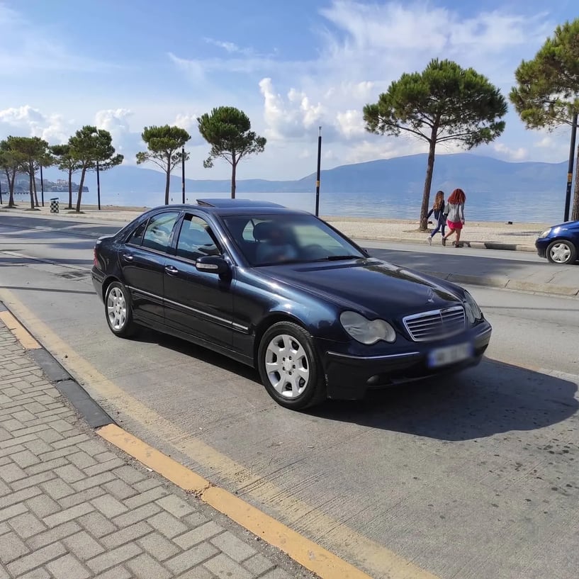 Louer une voiture à Vlorë