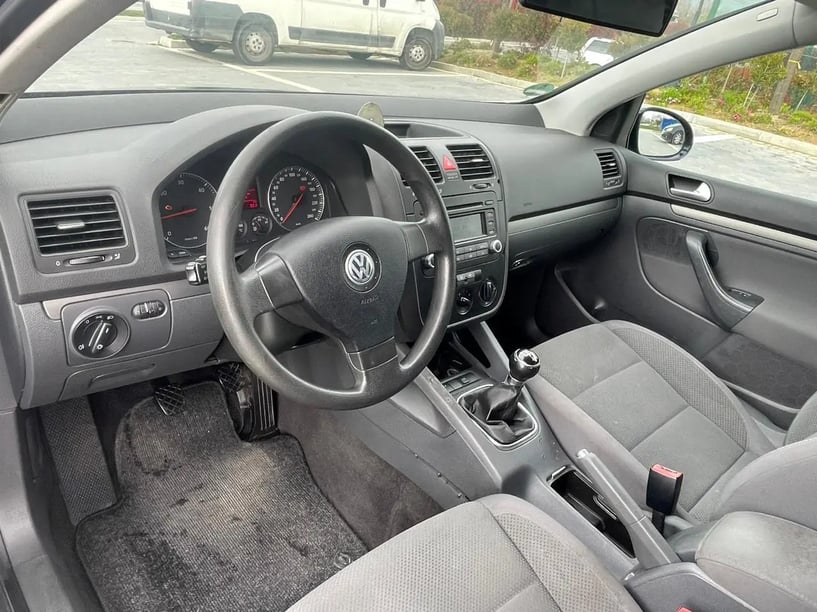 Louer une voiture à Tirana