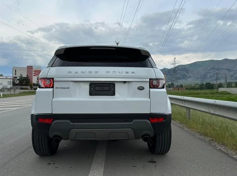 Wynajmij samochód w Tirana