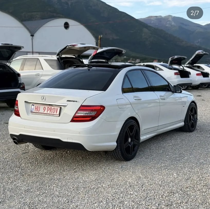 Rent a car in Tirana