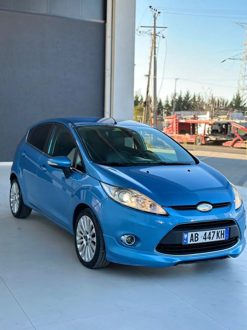 Louer une voiture à Tirana