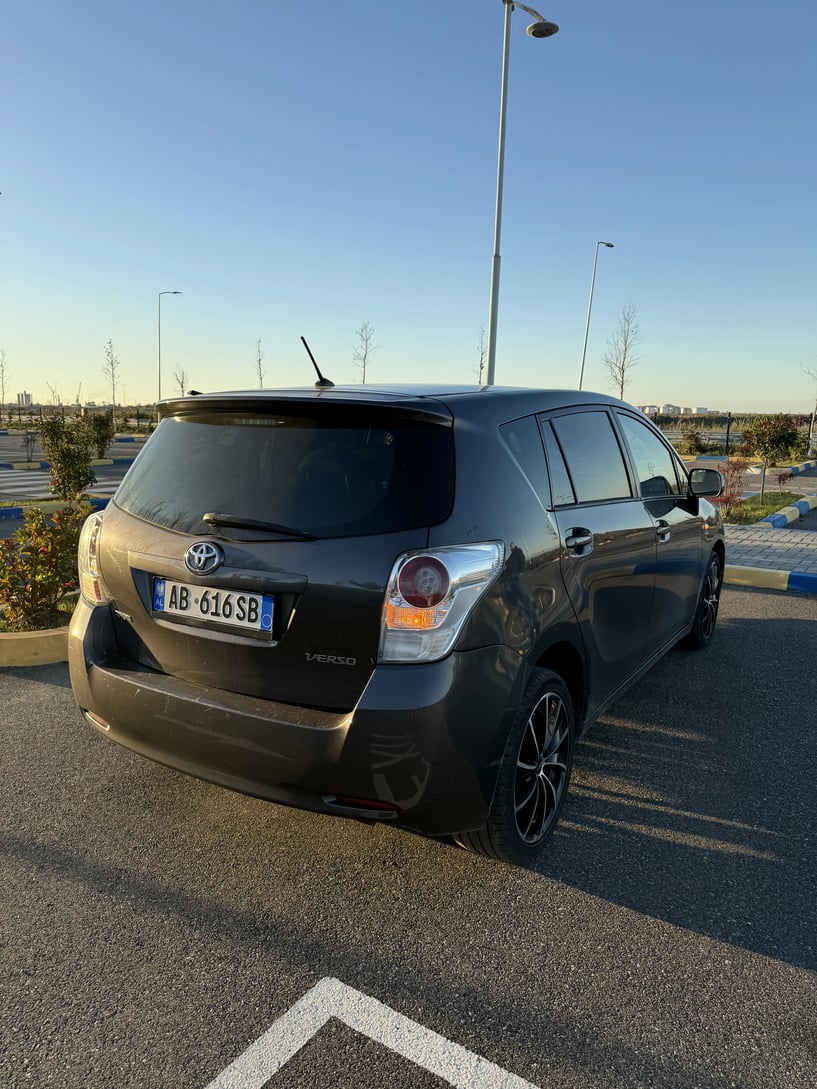 Alquila un coche en Durrës