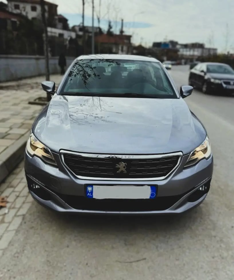 Rent a car in Tirana