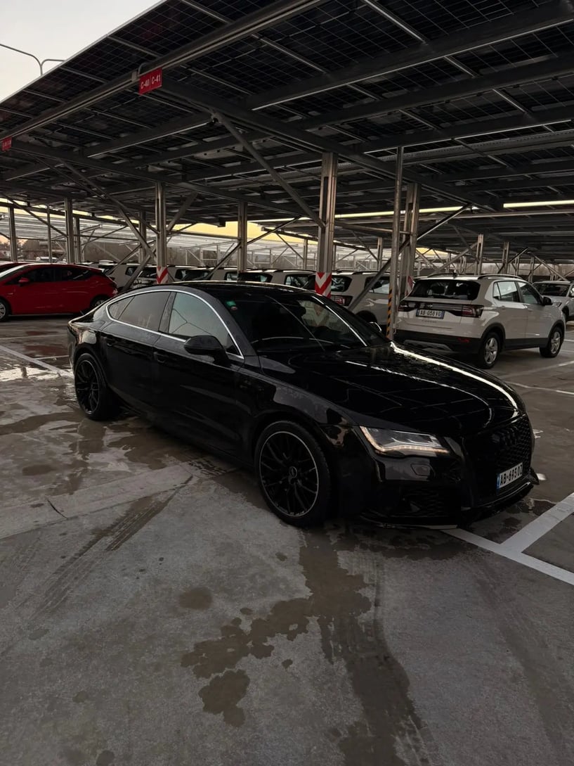 Wynajmij samochód w Tirana