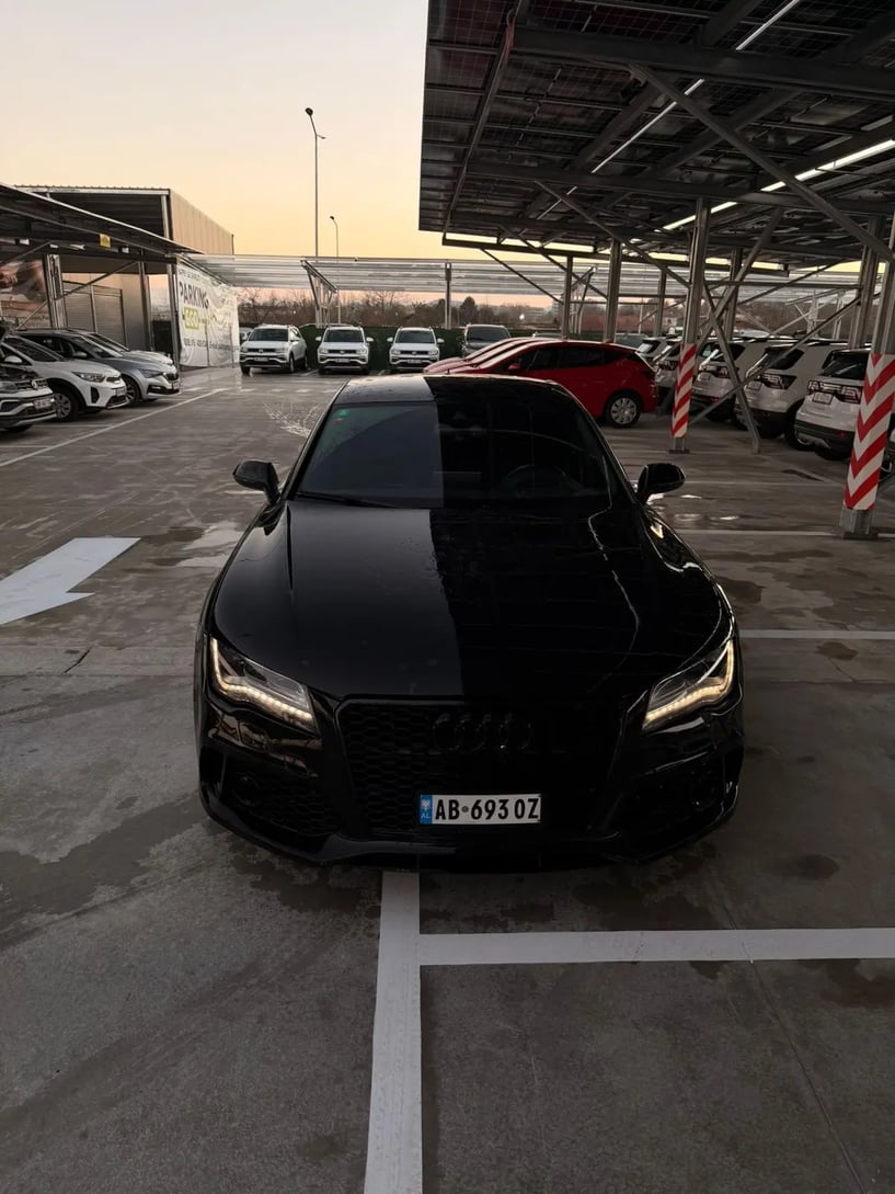 Wynajmij samochód w Tirana