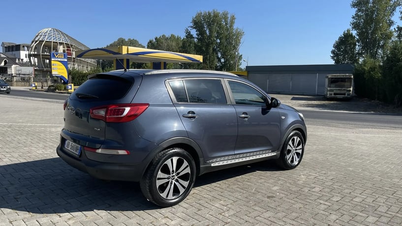 Rent a car in Tirana