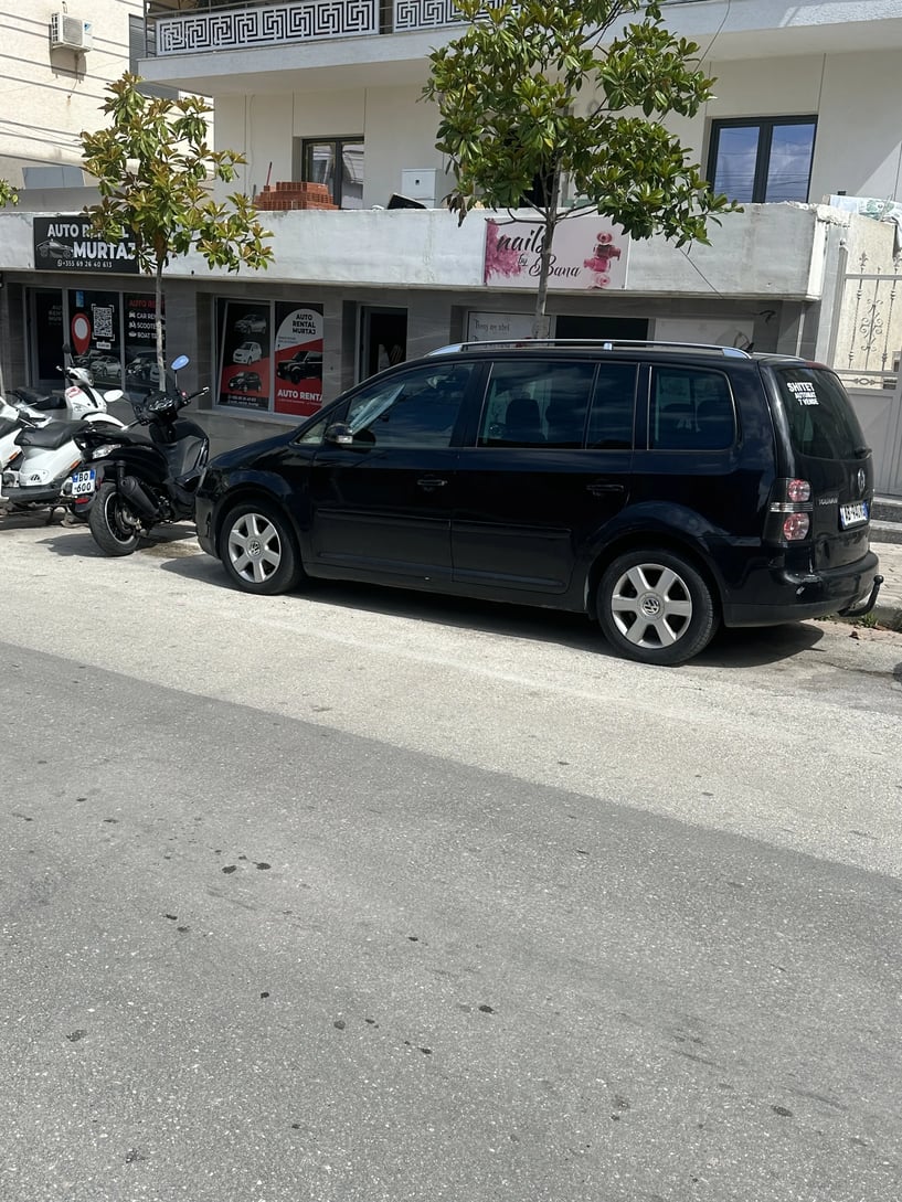 Louer une voiture à Sarandë