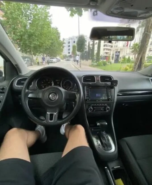 Wynajmij samochód w Tirana