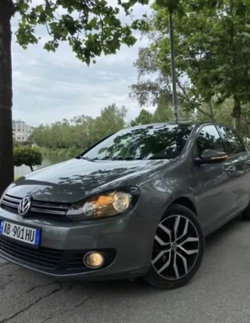 Wynajmij samochód w Tirana