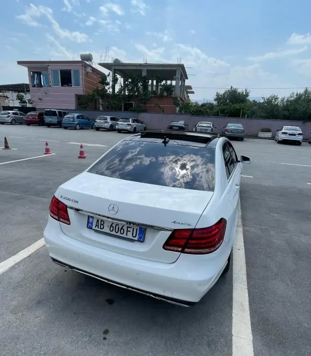 Louer une voiture à Vlorë