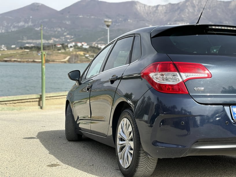 Rent a car in Tirana