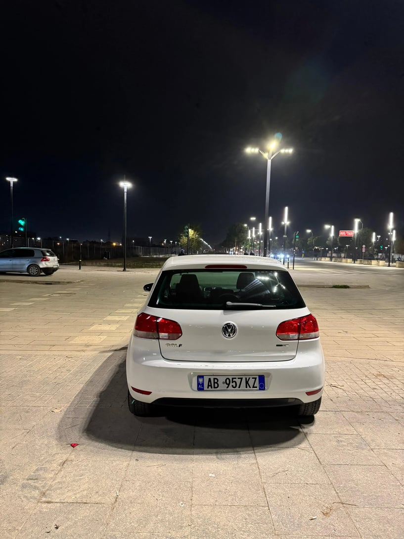 Louer une voiture à Tirana