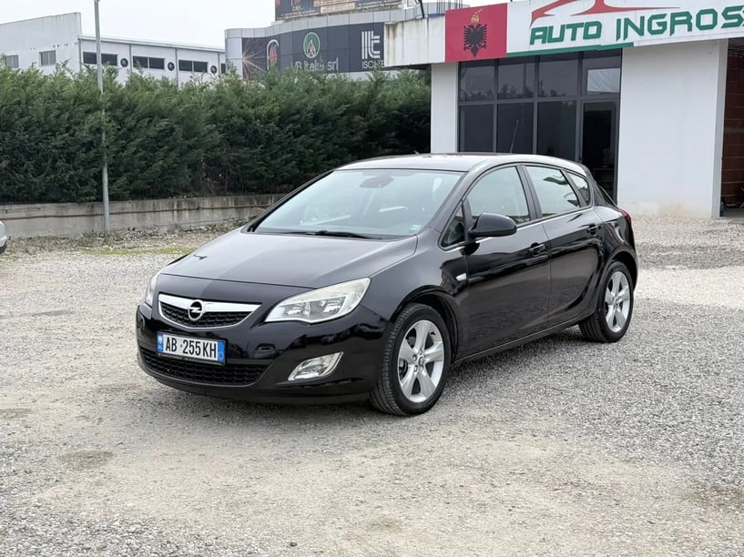 Rent a car in Tirana