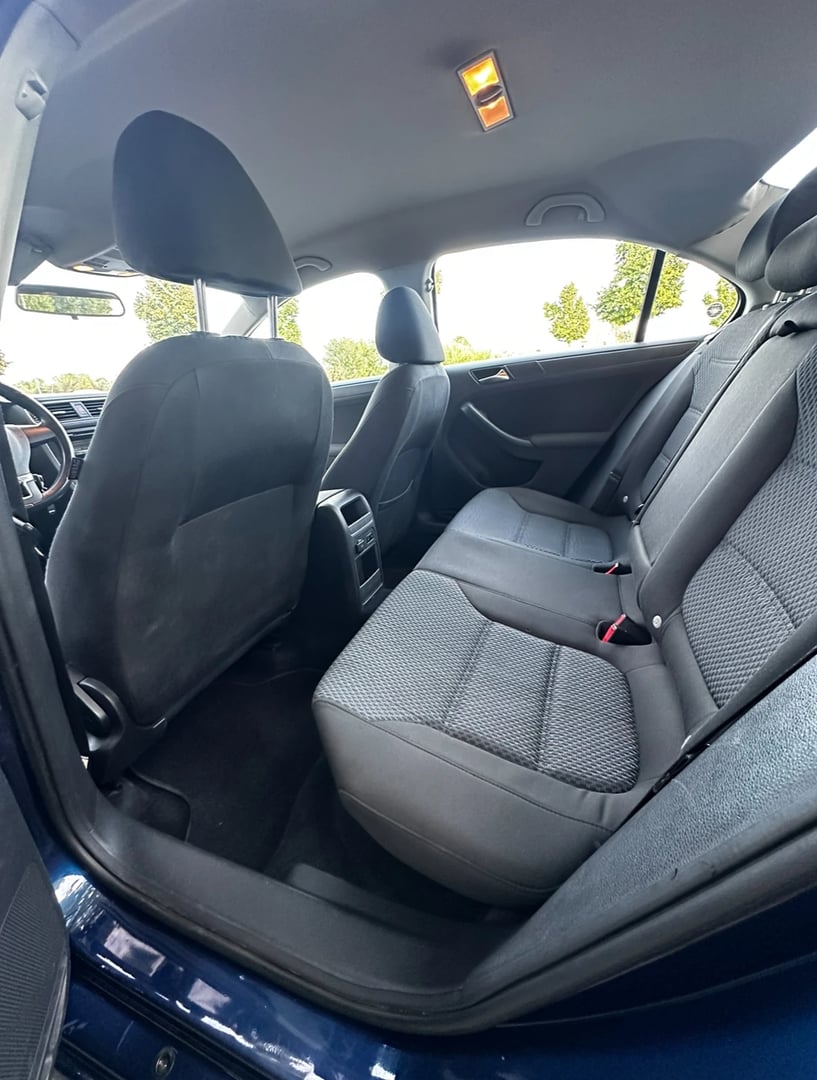 Wynajmij samochód w Tirana