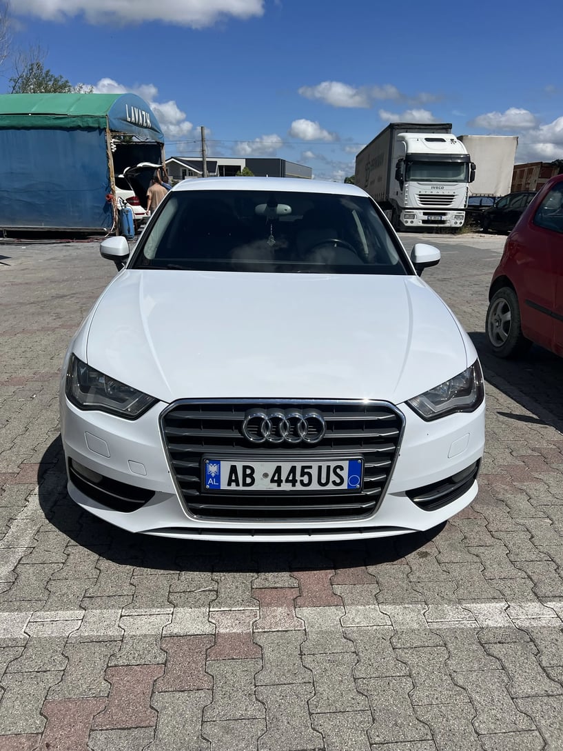 Auto mieten in Tirana