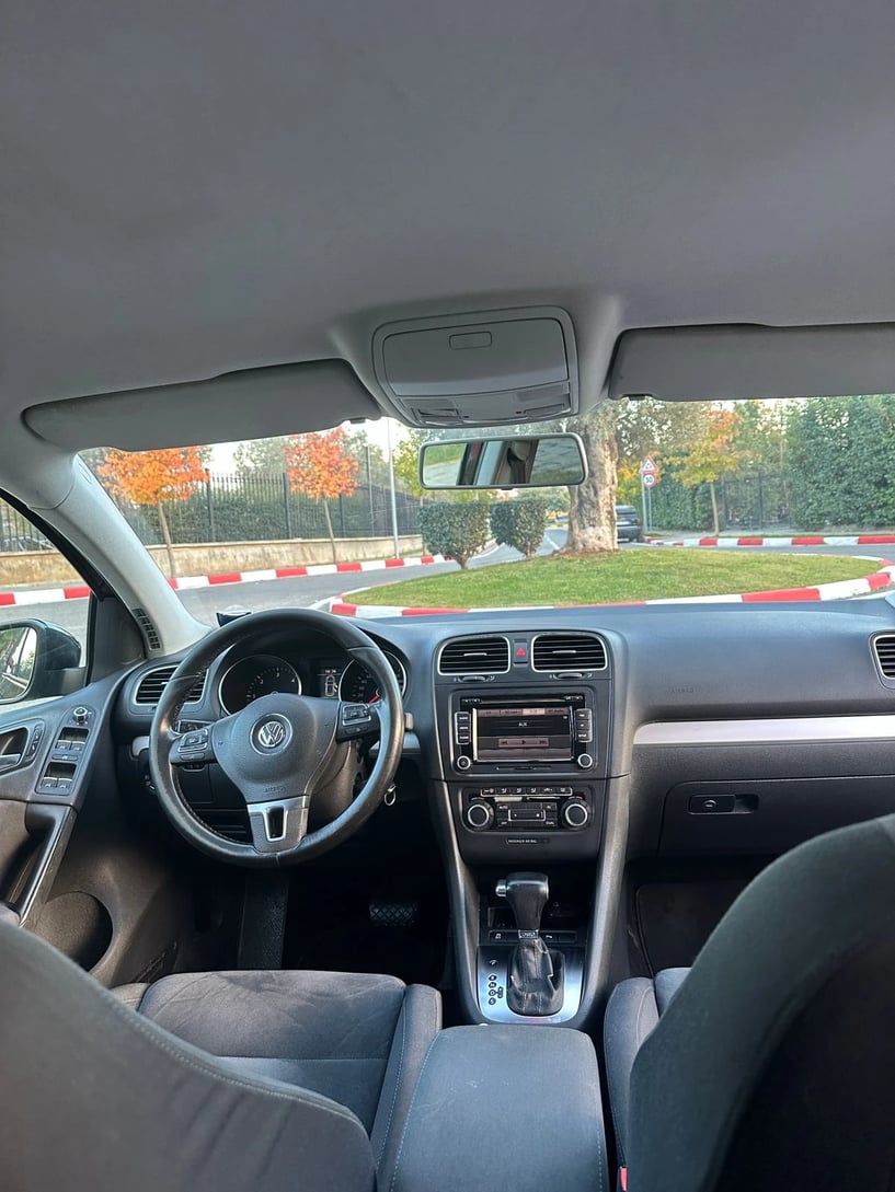 Rent a car in Tirana