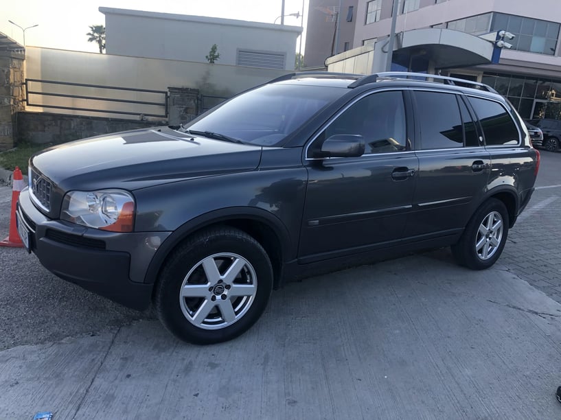 Wynajmij samochód w Tirana