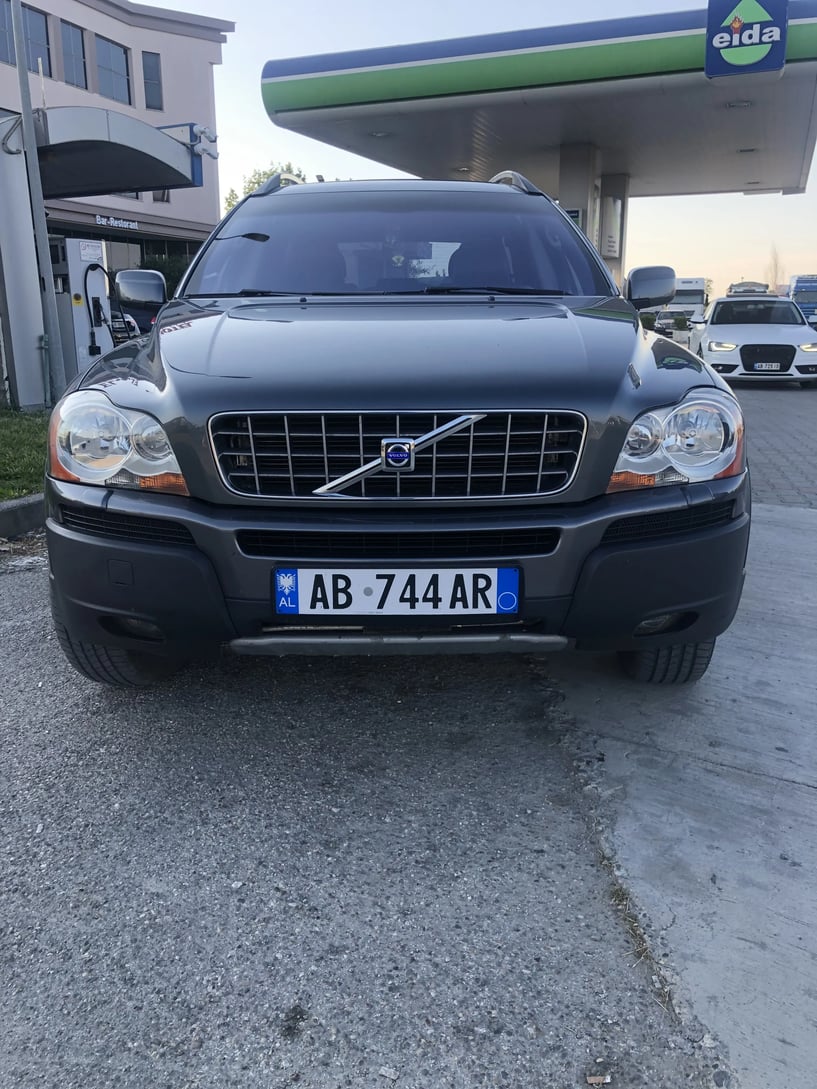 Wynajmij samochód w Tirana