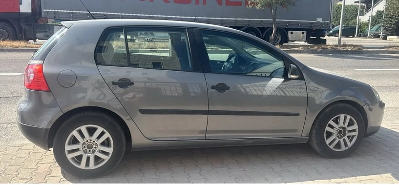 Rent a car in Durrës