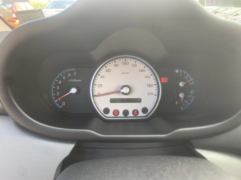 Noleggia un'auto a Tirana