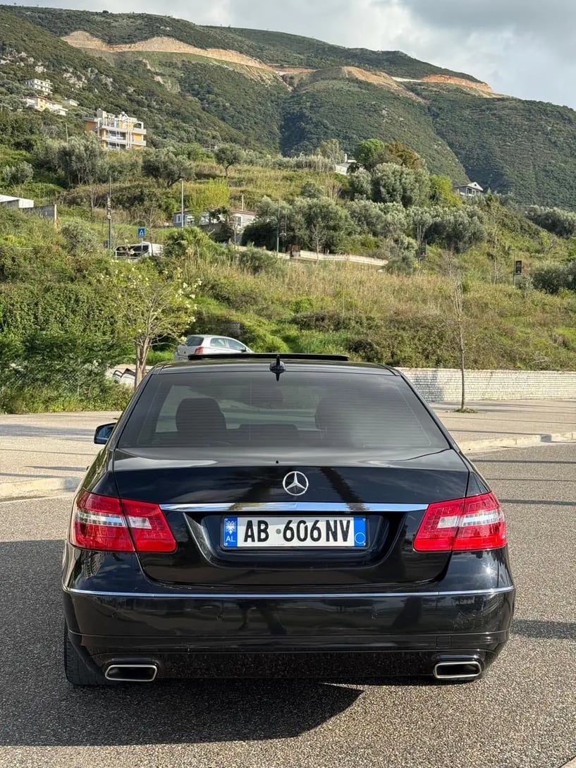 Rent a car in Vlorë