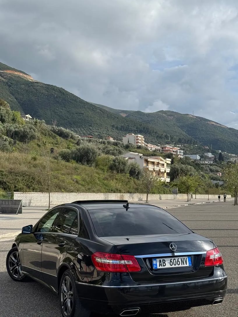 Rent a car in Vlorë
