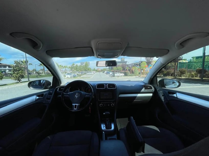 Rent a car in Tirana