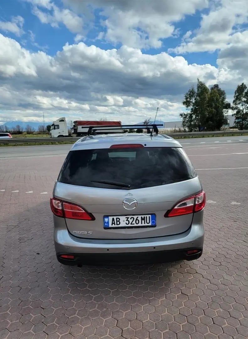 Wynajmij samochód w Tirana