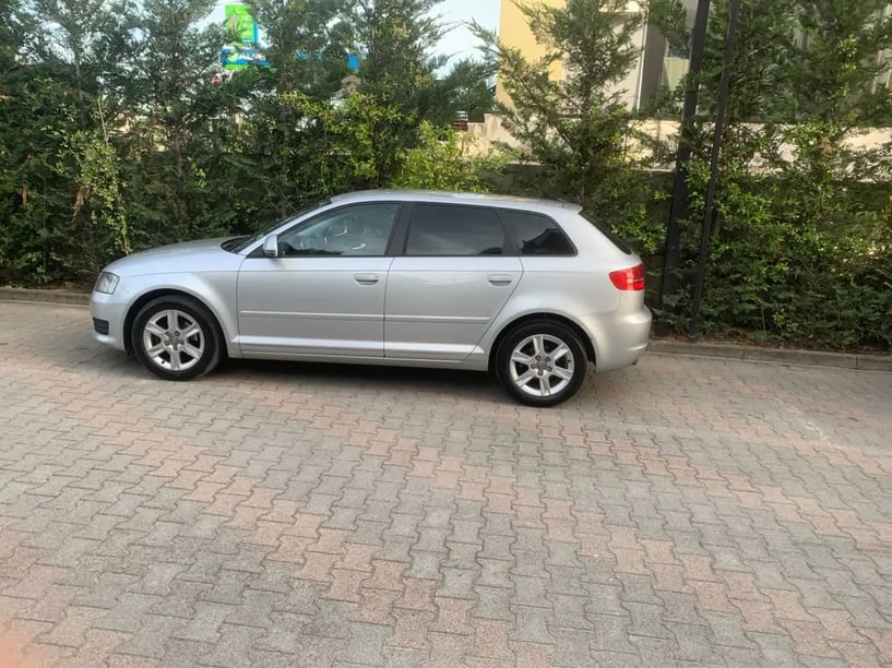 Auto mieten in Tirana