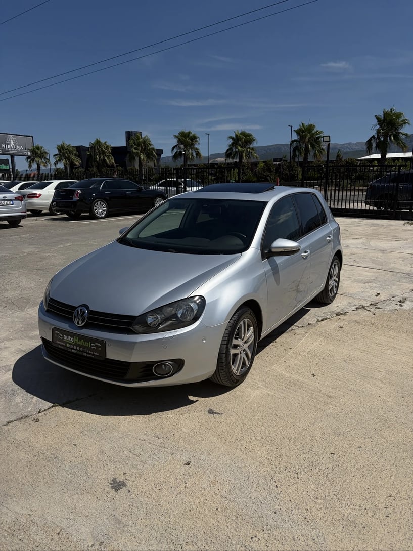 Rent a car in Tirana